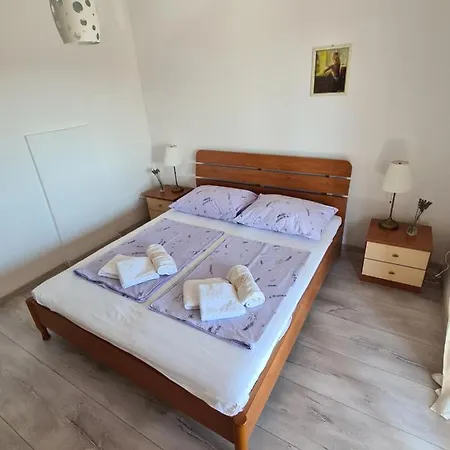Apartman Karmen Barbat na Rabu